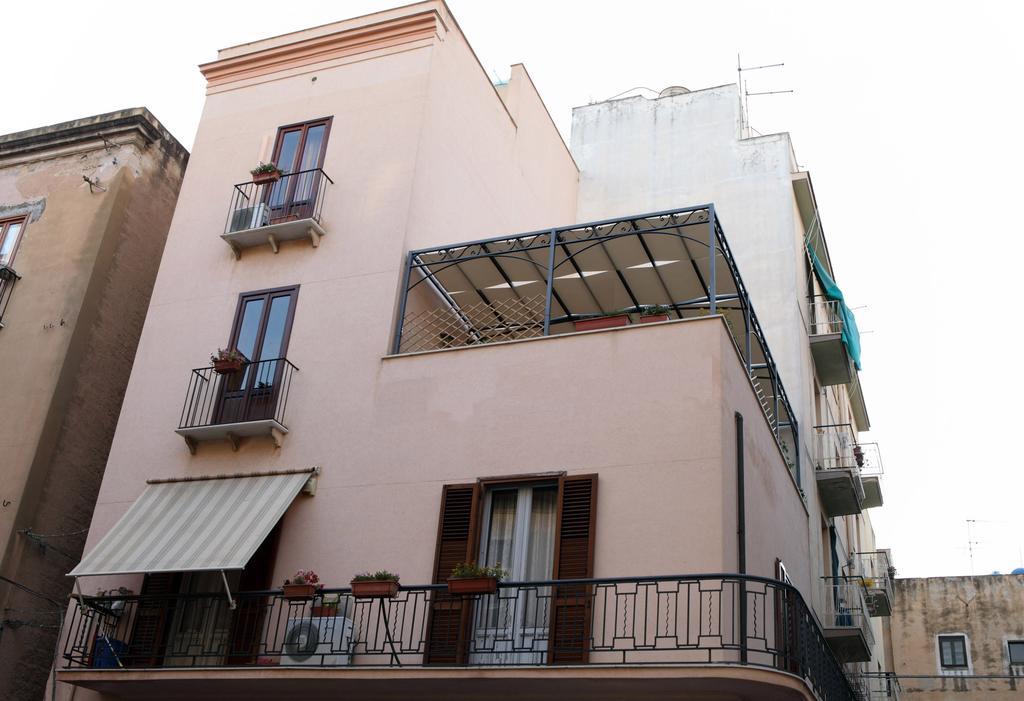 B&B La Terrazza Sul Porto Trapani Exterior foto